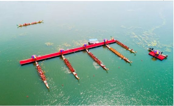 金诚集团端午节赛龙舟 推进汨罗诗歌中华小镇