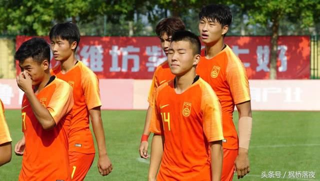 大放异彩!中国足球最强00后诞生,能传能射,难怪