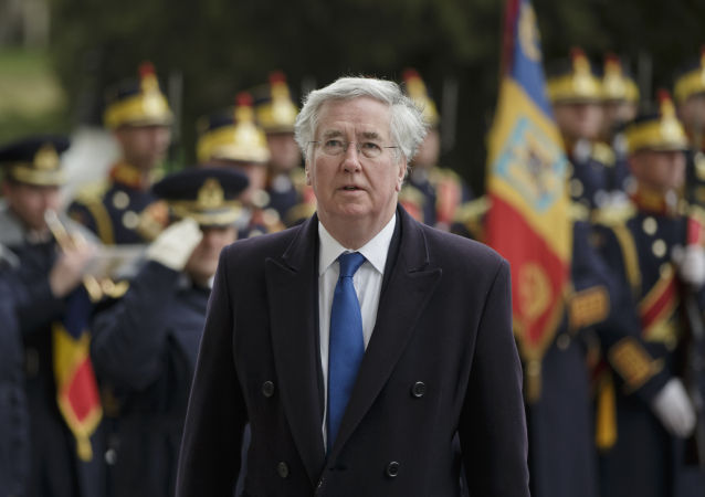 英航母南海巡航?专家:须三思后行 避免撞南墙