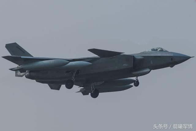 防御转进攻!中国空军3大王牌武器规模震动世界