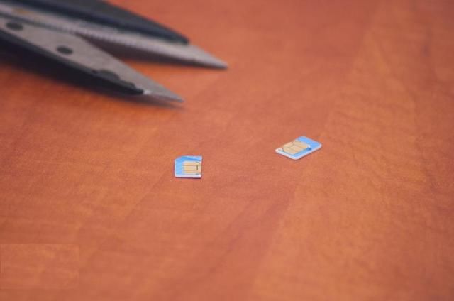 中国联通向老用户示好,10元套餐每天前20M免