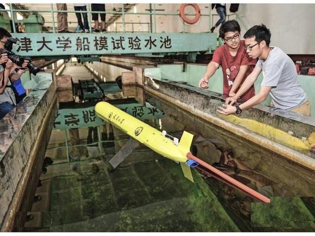 中国深海滑翔机咋样?深潜7000米性能比美国强