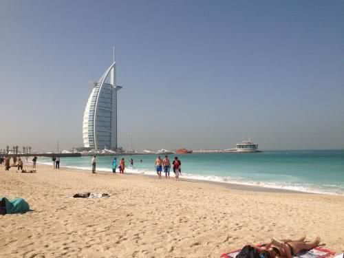 全球最大烂尾建筑在哪个国家?当地盛产石油,却