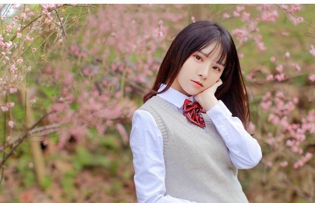 你是本科还是专科生,现在工资多少?为什么有些