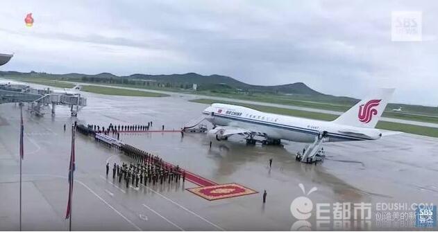 朝鲜播金特会纪录片 金正恩被全方位赞美一番