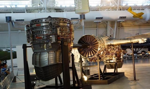 最新消息:中国版的F35垂直起降隐身战机研制进