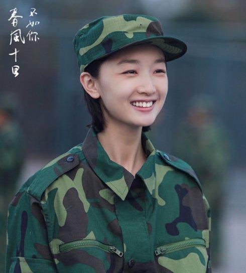 关晓彤等十大90后小花2017影视作品PK,谁是大