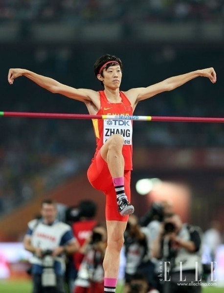中国运动界的清流除了表情包傅园慧,还有跳高名将张国伟!