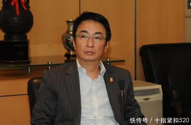 90岁香港首富李兆基迎来争产大战,两个儿子明