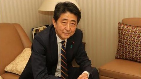 安倍元旦连续两天现身电影院 评价电影“挺好”