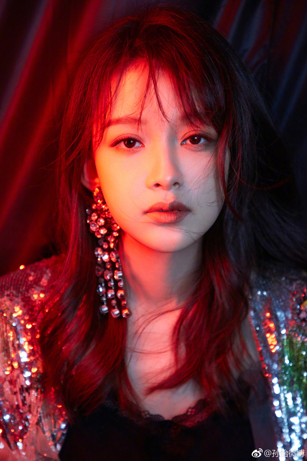 孙怡的这波小烟熏是什么神仙妆容 时髦又高级