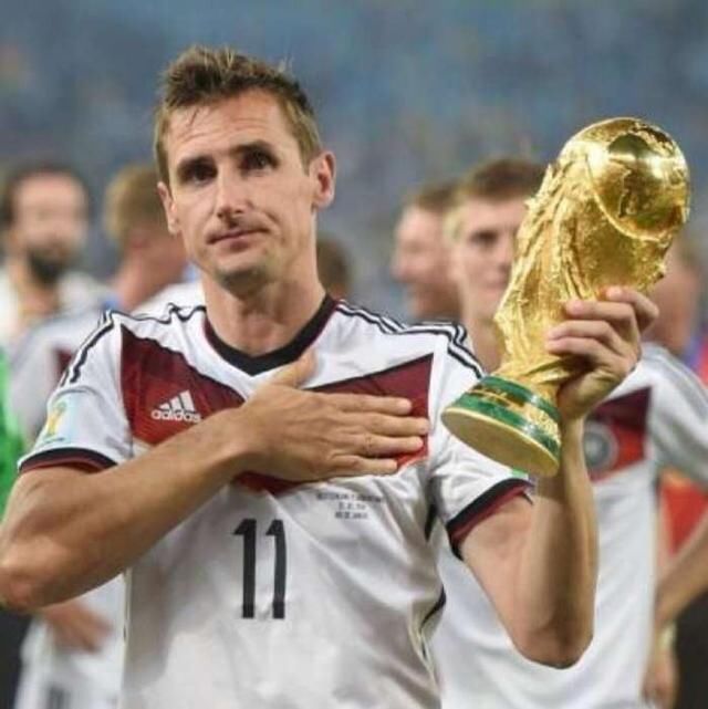 截至3月底,国家队比赛总进球数排名,C罗第三,