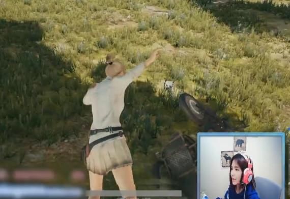 电竞瞎子MiSS吃鸡再现骚操作 网友:秋名山车神