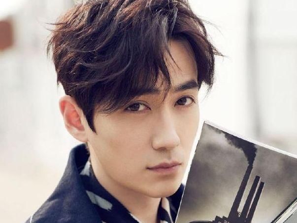 明星人气排行,鹿晗被甩出前5,蔡徐坤位居第二