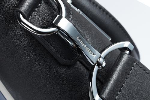 浙江"总统包"一包打响,背在身上特别有范,出门干净利落没负担