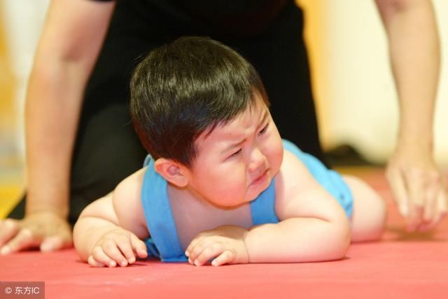 儿媳妇生孩子难产需要剖腹产,婆婆却坚持顺产