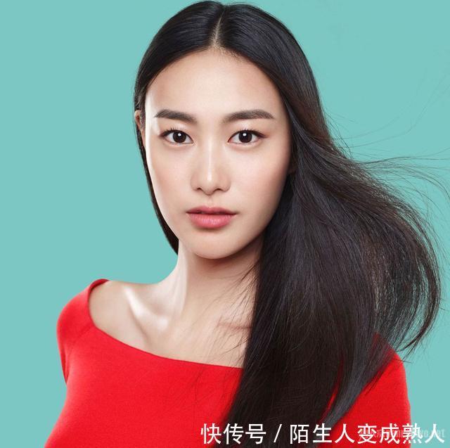 中国内地女模特、演员 秦舒培