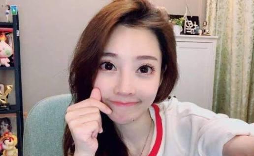 会计门打赏礼物160万,冯提莫只退了30万?会