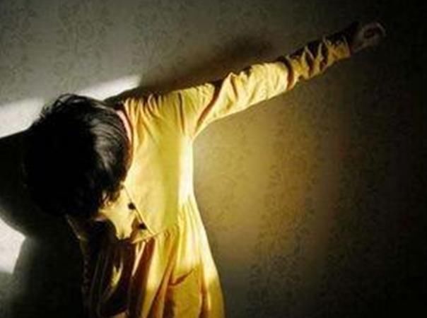 彩票店老板开店一个月自己却中了头彩!还卖什