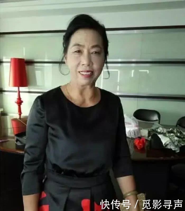 曾被周星驰发掘捧红的农村大妈张美娥,如今走