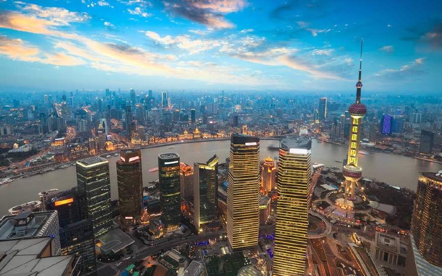 外国人问:中国实力有多强,20年能超过美国吗?