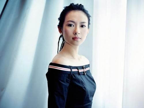 为什么香港台湾人看不起大陆人,连章子怡都被