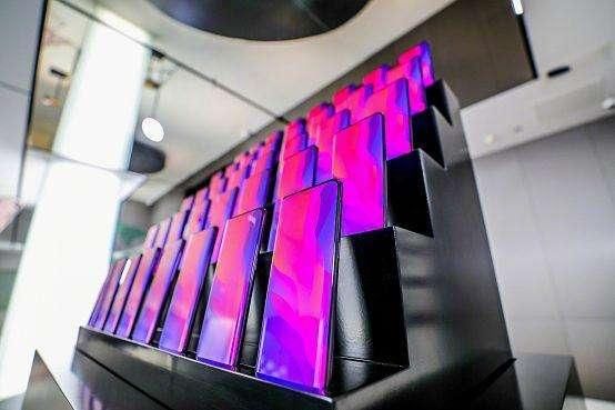 OPPO Find X国内将上市,7500元的价格值得购