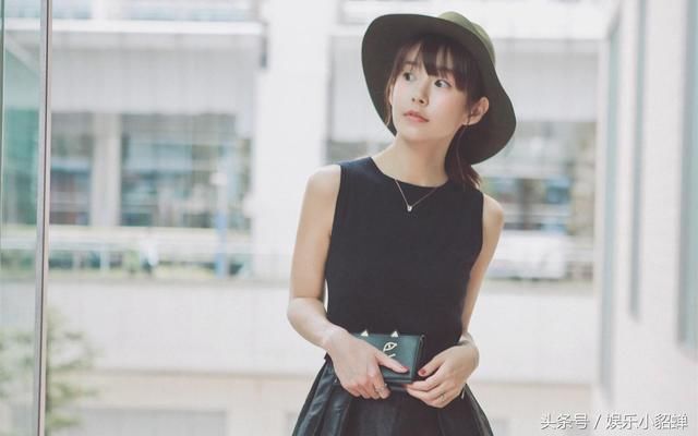 戚薇自称割了双眼皮,除了郑爽,你还知道哪些明