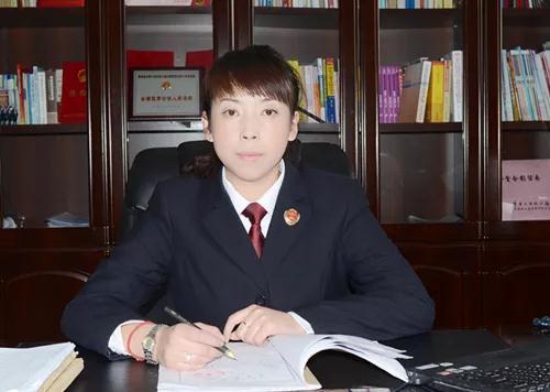 【十九大代表风采】陈永洁:“生命禁区”的公诉检花:过硬的能力让对手敬畏! 【十九大代表风采】陈永洁:“生命禁区”的公诉检花:过硬的能力让对手敬畏!