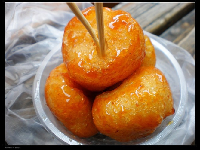 长沙人百吃不厌的地道美食—糖油粑粑