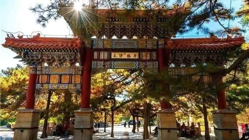 京城新鲜事｜明日起潭柘寺风景区露天区域对外开放，各殿堂暂不开放