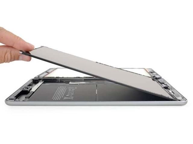 数码达人拆解iPad 6:非全贴合屏幕 可维修指数