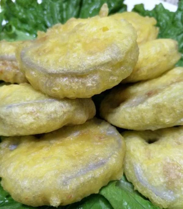 比炸茄盒还要好吃的炸藕盒,吃过之后就想着它了 比炸茄盒还要好吃的炸藕盒,吃过之后就想着它了