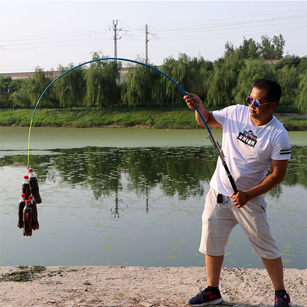 渔夫教你两个小窍门,偷偷用这鱼杆,让你天天