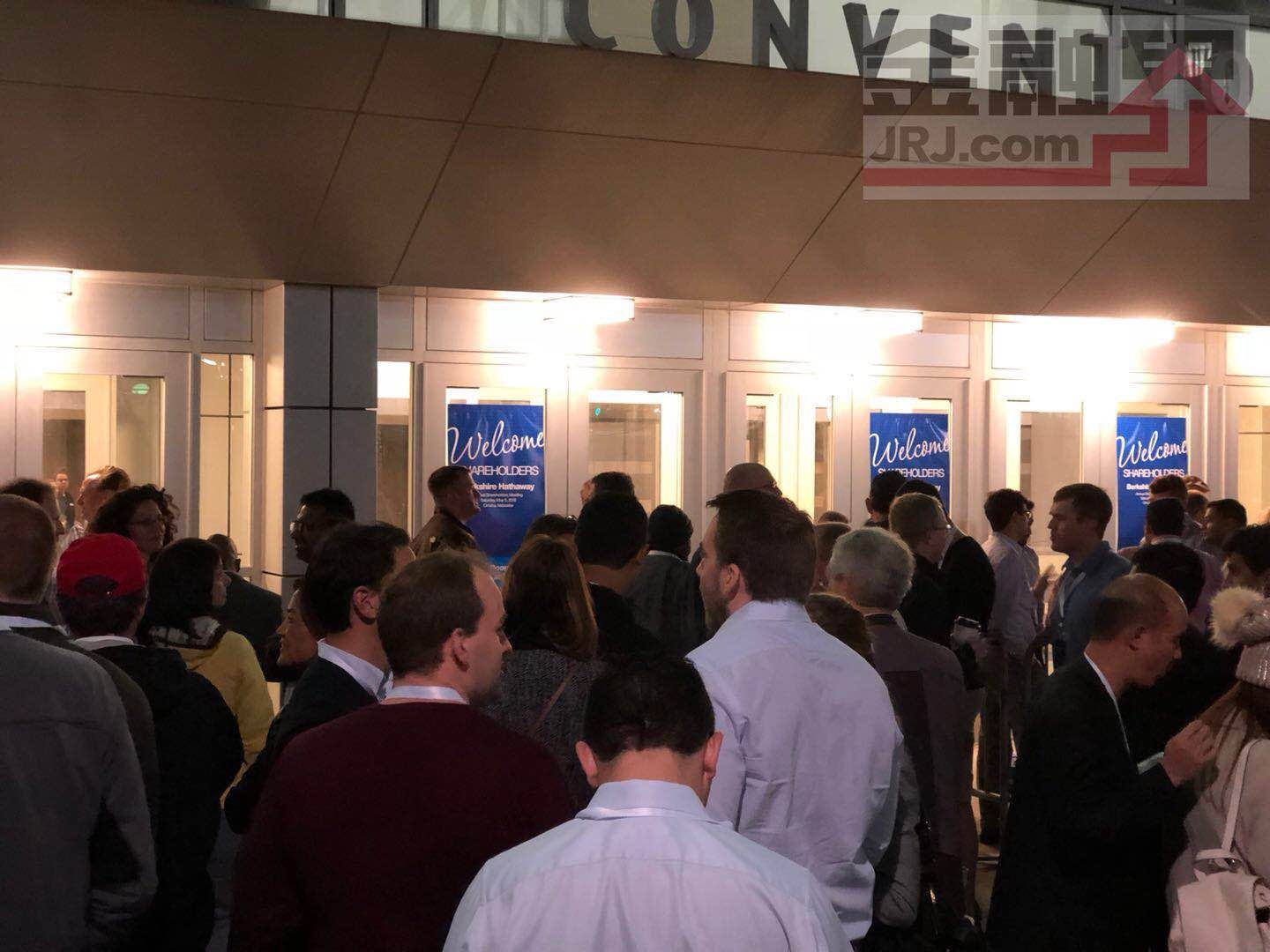 金融界现场直击巴菲特股东大会:寻找股神接班