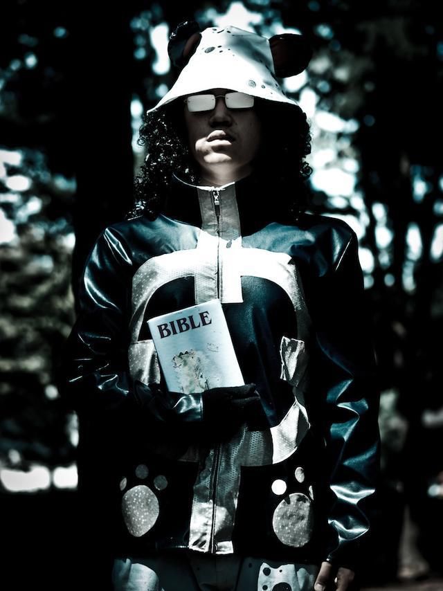 努力装得很严肃的kuma 这个乌索普有点帅·