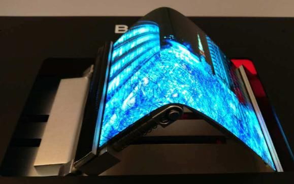 三星再曝黑科技,折叠手机将使用折叠电池,容量