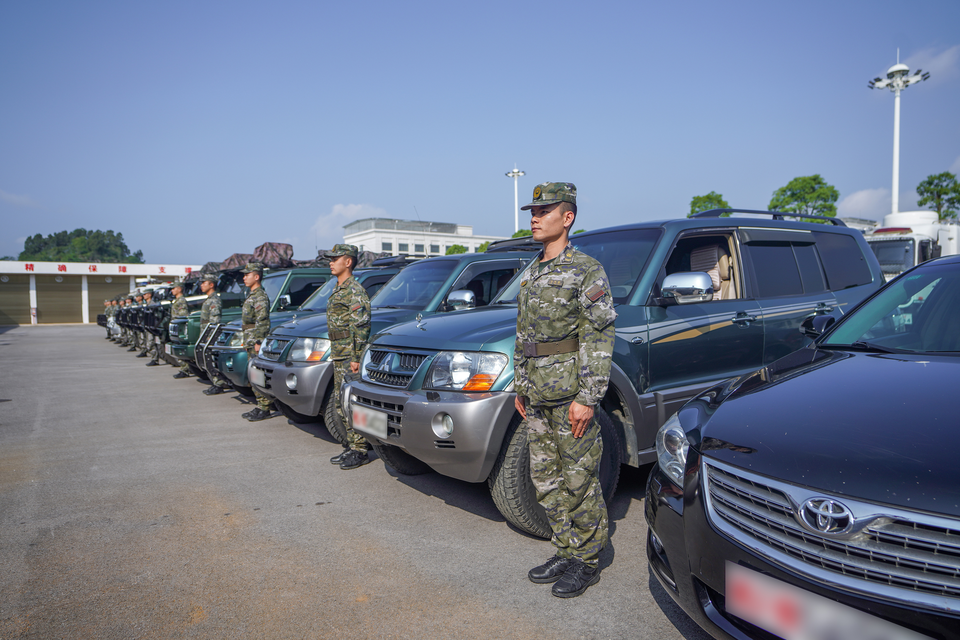 每一辆车都由专人负责出动和维护,为部队遂行任务提供强有力运力保障