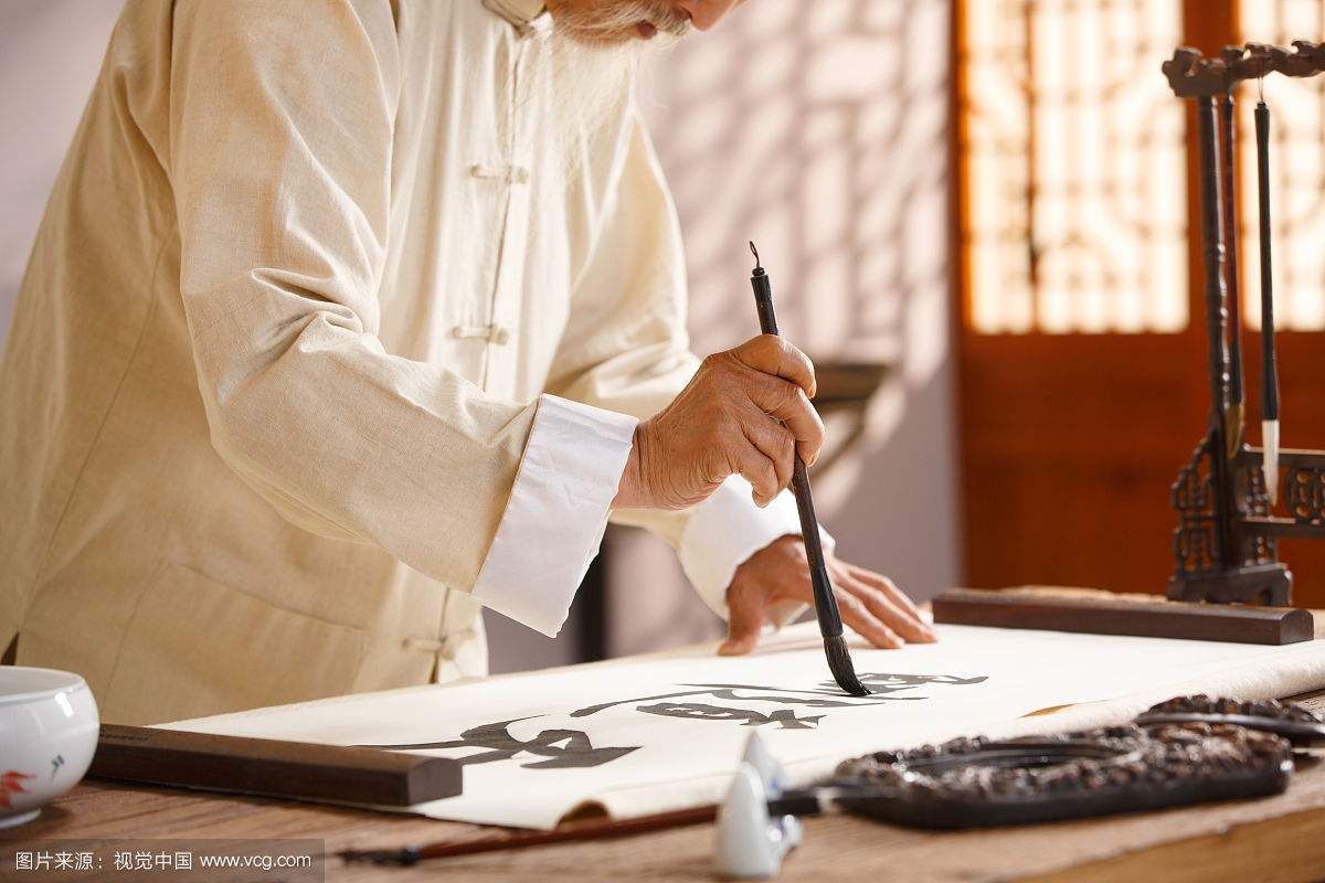 用坏的笔比王羲之还多!浙江保安写的书法,国家级大师都甘拜下风