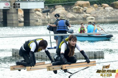 范冰冰和谢依霖综艺节目演搭档 贾静雯崩溃痛