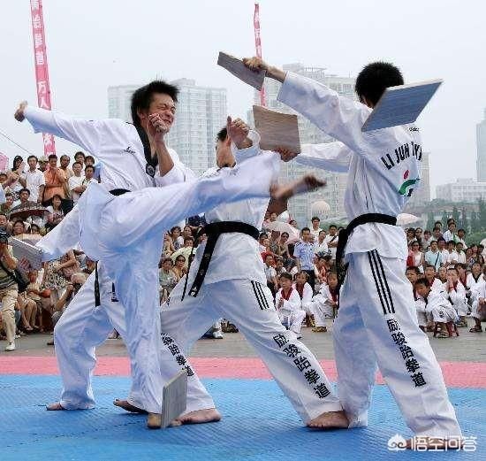 为什么现在那么多人学跆拳道,而不学中国武术
