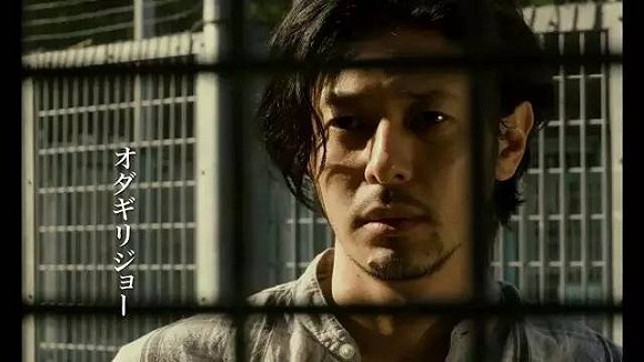 上职业训练学校,领失业救济金,日子过得一潭死水了无乐趣,生活仅仅