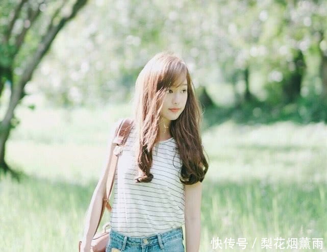 微信聊天哪些细节看出她喜欢你,明白了这些,助