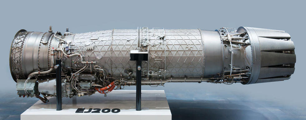 1989年12月，三台设计验证机共积累运转650h，达到设计验证机要求。1991年10月EJ200原型机首次运转。