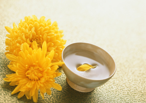 重阳节美食:菊花酒 重阳节美食:菊花酒