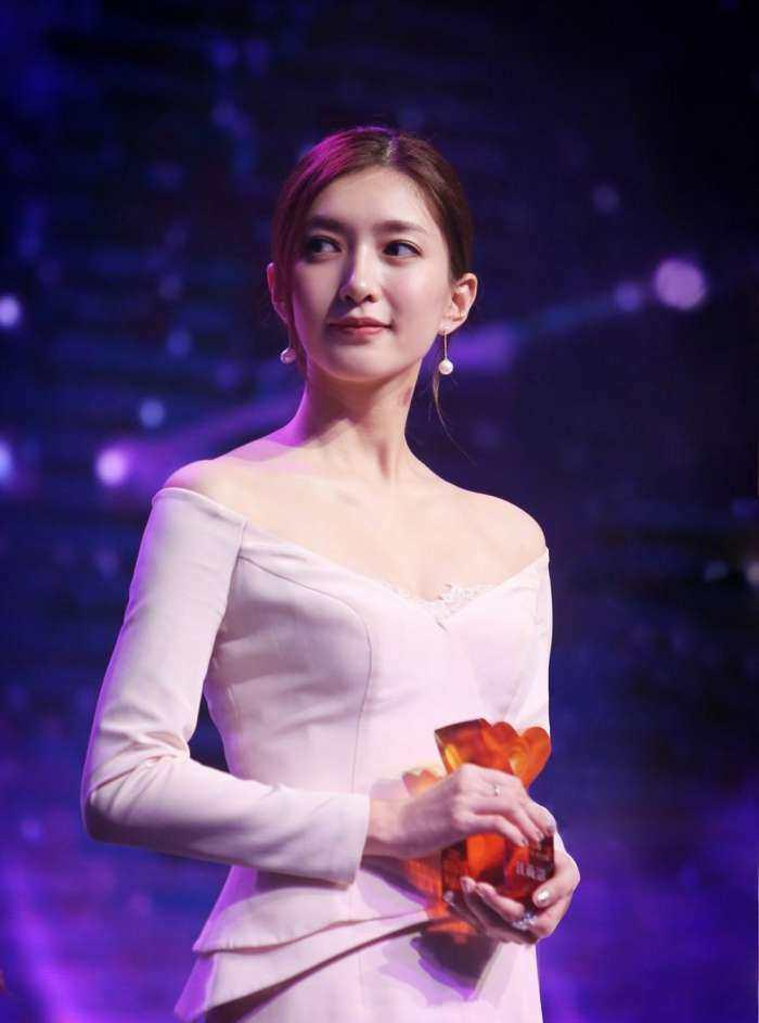 郭碧婷年龄造假?杜江的父亲是谁 江疏影性格怎