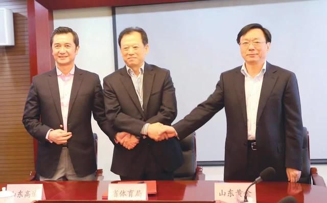 CBA卖队乱象:山西溢价金额成秘密,上海转让陷