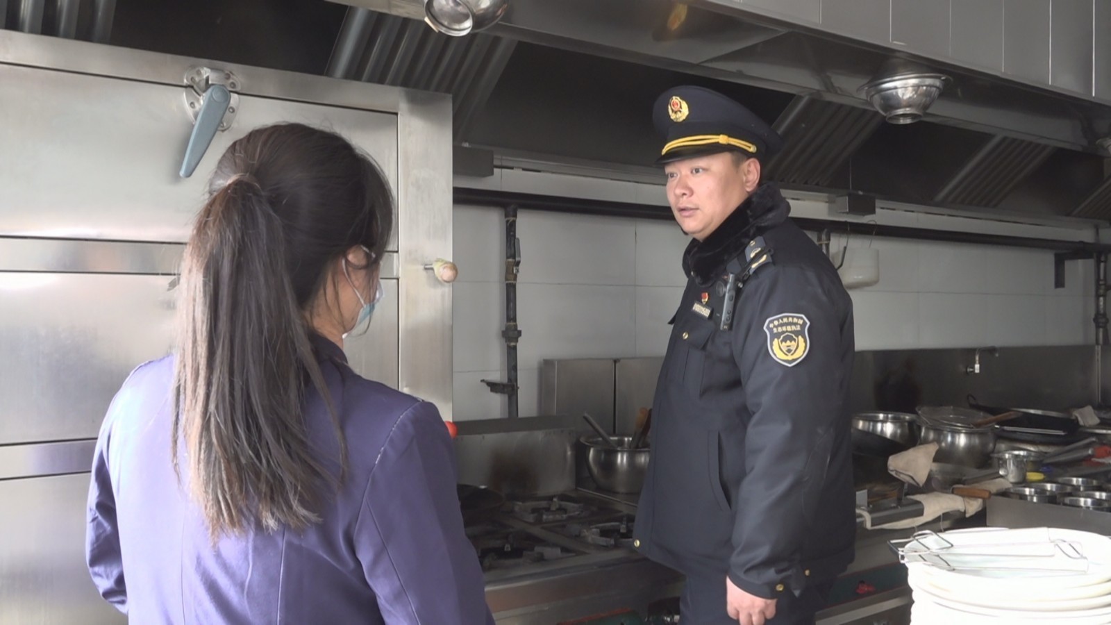 借助科技手段精准“锁定”污染源+提升油烟防治效率