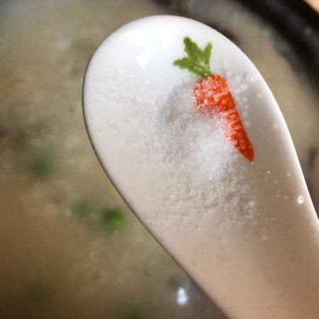 宝宝辅食香菇鸡肉粥,大米吸足了香菇和鸡肉的