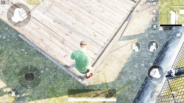 刺激战场:出生点如何快速抢到连帽战衣?大集装